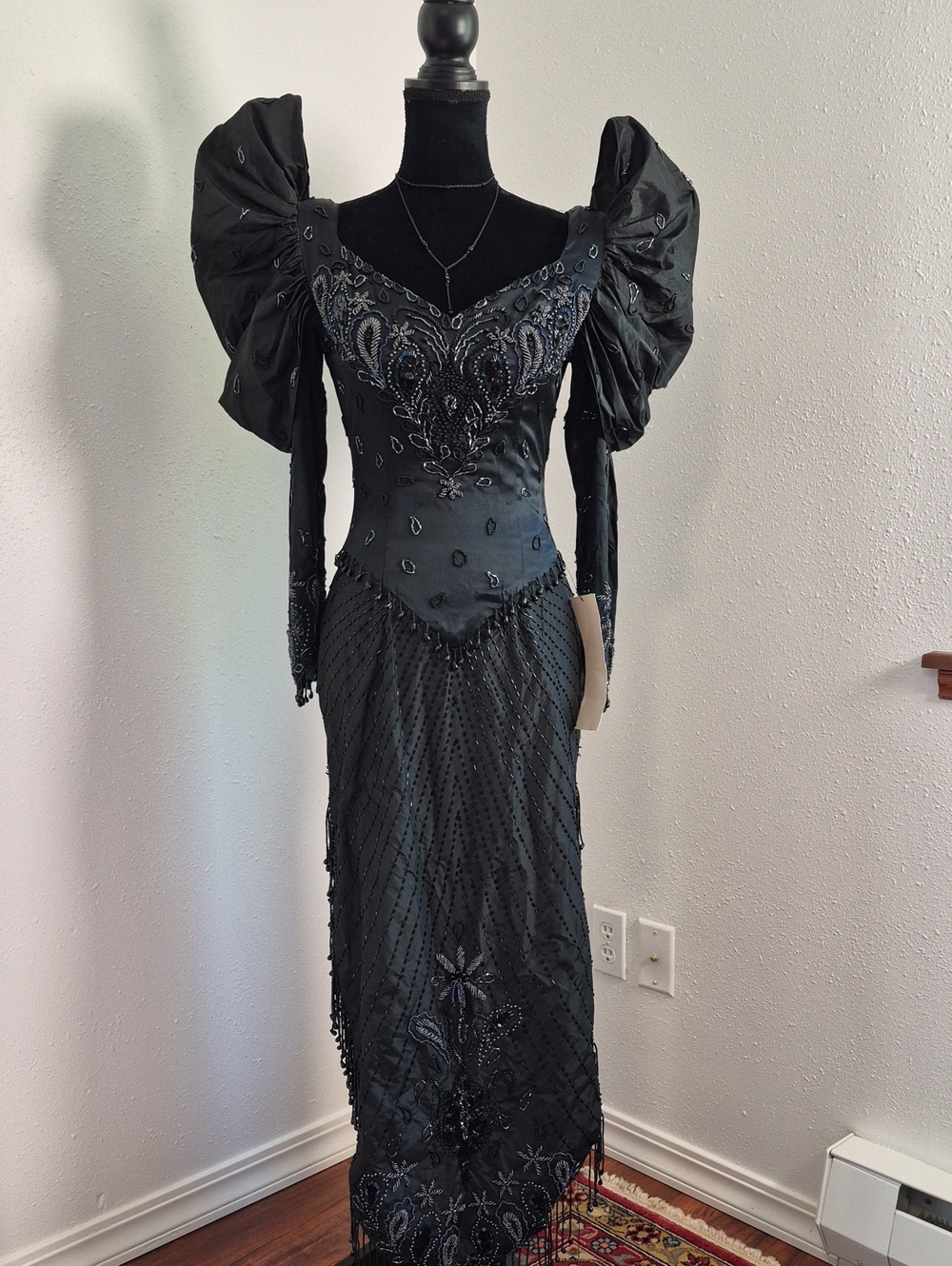 SHO MAX ORIGINALS 80S Silk Beaded Statement Evening Gown Small NWT Black